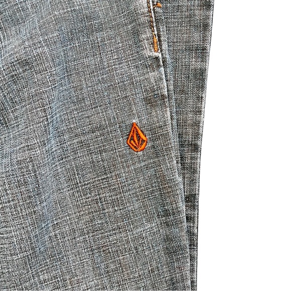 Vintage Volcom Norma Jean with a Blue-Brown Wash - Picture 5 of 6